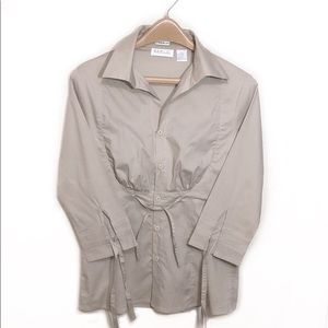 <NWOT>Geri C. Cream Button Up Shirt